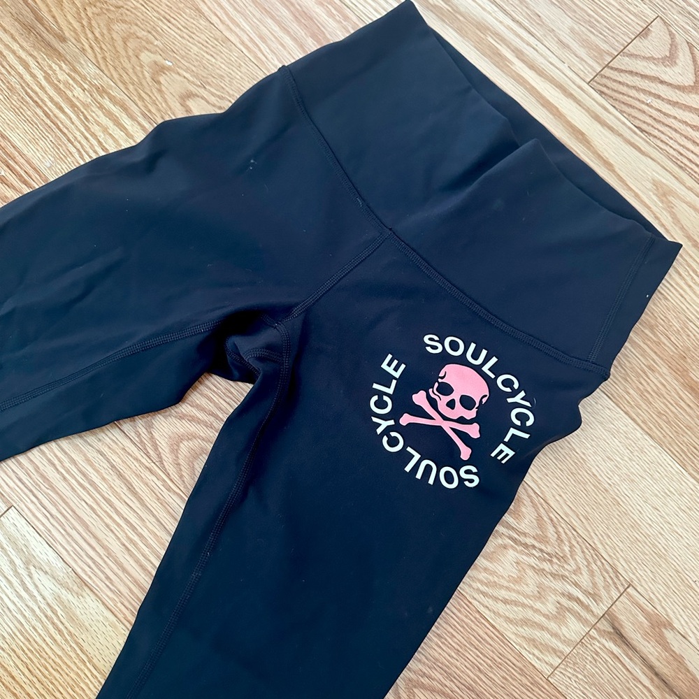 SOUL CYCLE X LULULEMON LEGGING